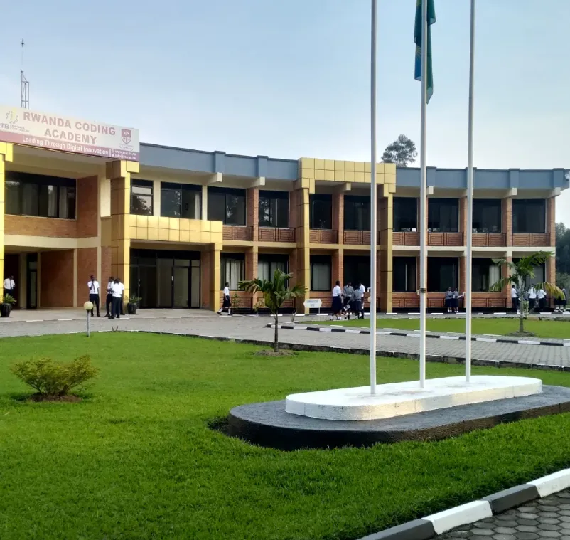 Modern Lecture Halls & Smart Classrooms